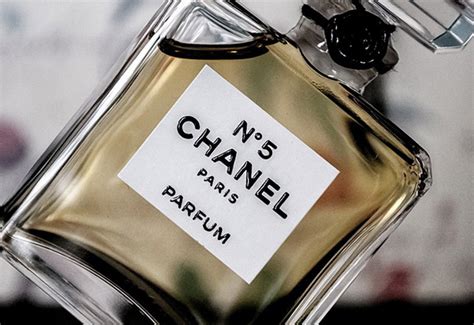 chanel no.5 ingredients|chanel no 5 cost.